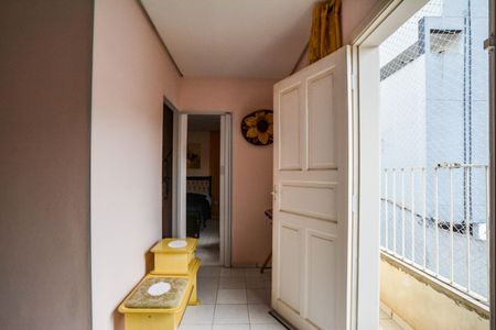 Casa à venda com 100m², 2 quartos e 1 vagaSala