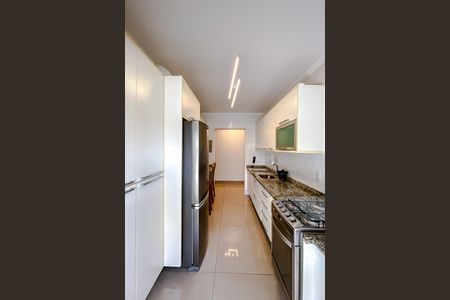 Apartamento à venda com 82m², 3 quartos e 2 vagas Apartamento à venda com 82m², 3 quartos e 2 vagasCozinha