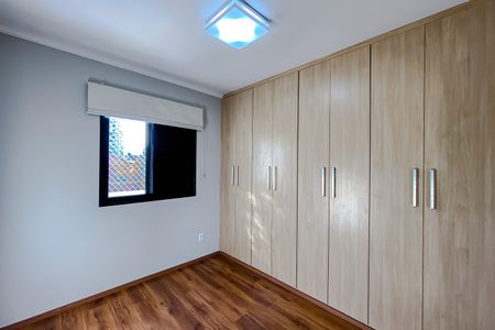 Apartamento à venda com 82m², 3 quartos e 2 vagas Apartamento à venda com 82m², 3 quartos e 2 vagasQuarto 2