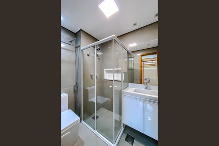 Apartamento à venda com 82m², 3 quartos e 2 vagas Apartamento à venda com 82m², 3 quartos e 2 vagasBanheiro da Suíte