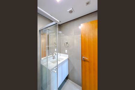 Apartamento à venda com 82m², 3 quartos e 2 vagas Apartamento à venda com 82m², 3 quartos e 2 vagasBanheiro da Suíte