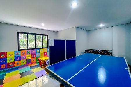 Área comum de apartamento à venda com 3 quartos, 82m² em Vila Bertioga, São Paulo