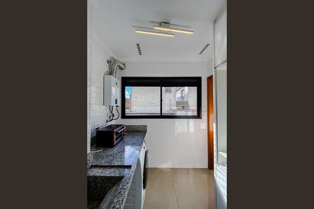 Apartamento à venda com 82m², 3 quartos e 2 vagas Apartamento à venda com 82m², 3 quartos e 2 vagasÁrea de serviço