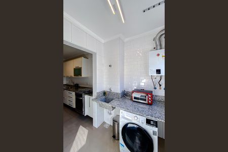 Apartamento à venda com 82m², 3 quartos e 2 vagas Apartamento à venda com 82m², 3 quartos e 2 vagasÁrea de serviço