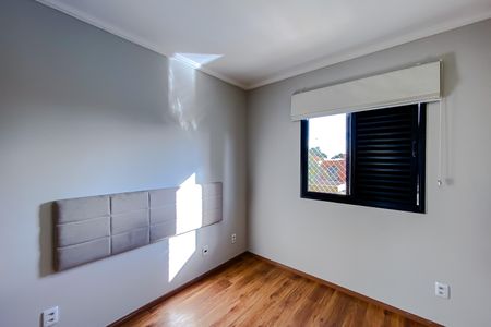 Apartamento à venda com 82m², 3 quartos e 2 vagas Apartamento à venda com 82m², 3 quartos e 2 vagasQuarto 2