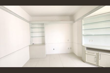 Apartamento para alugar com 268m², 4 quartos e 2 vagasSuíte