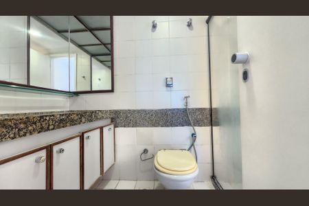 Apartamento para alugar com 268m², 4 quartos e 2 vagasBanheiro da Suíte 2