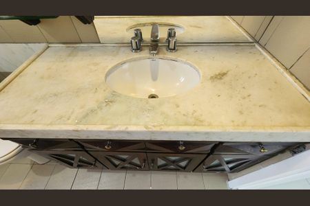 Apartamento para alugar com 268m², 4 quartos e 2 vagasBanheiro Social