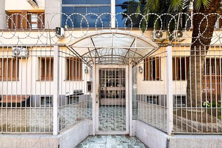 Apartamento para alugar com 98m², 2 quartos e 1 vagaFachada