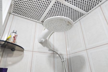 Apartamento à venda com 53m², 2 quartos e 2 vagasBanheiro 