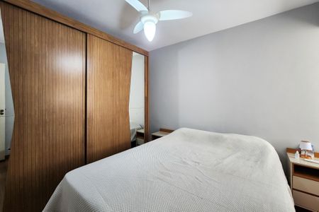 Apartamento à venda com 53m², 2 quartos e 2 vagasQuarto 2