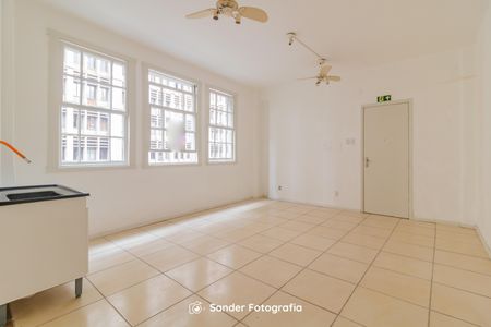 Kitnet/Studio à venda com 1 quarto, 61m² em Centro Histórico, Porto Alegre