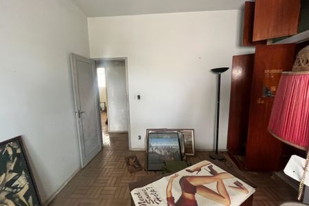 Casa para alugar com 700m², 5 quartos e 4 vagas Casa para alugar com 700m², 5 quartos e 4 vagasQuarto 3