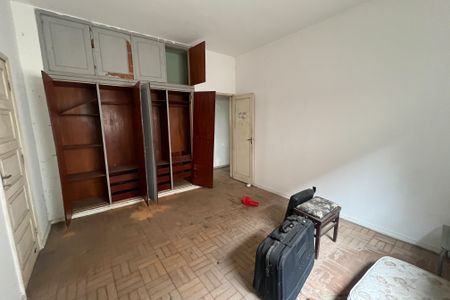 Casa para alugar com 700m², 5 quartos e 4 vagas Casa para alugar com 700m², 5 quartos e 4 vagasQuarto 2