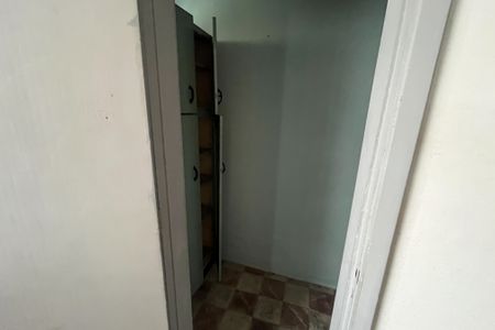 Casa para alugar com 700m², 5 quartos e 4 vagas Casa para alugar com 700m², 5 quartos e 4 vagasArmario