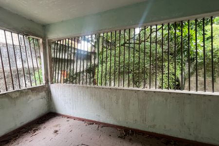 Casa para alugar com 700m², 5 quartos e 4 vagas Casa para alugar com 700m², 5 quartos e 4 vagasVaranda