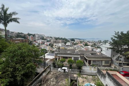 Casa para alugar com 700m², 5 quartos e 4 vagas Casa para alugar com 700m², 5 quartos e 4 vagasVista