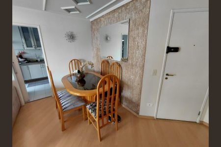 Apartamento à venda com 90m², 3 quartos e 2 vagasSala