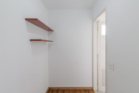 Apartamento para alugar com 71m², 2 quartos e 1 vaga Apartamento para alugar com 71m², 2 quartos e 1 vagaQuarto de Serviço