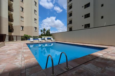 Apartamento para alugar com 49m², 2 quartos e 1 vagaÁrea comum - Piscina