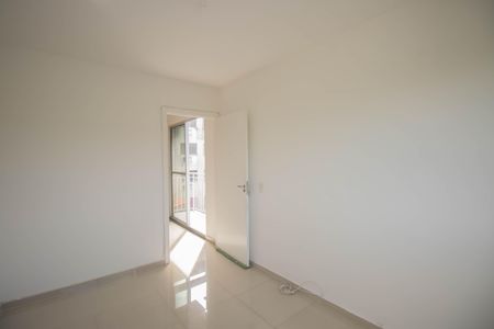 Quarto 1 de apartamento para alugar com 2 quartos, 55m² em Galo Branco, São Gonçalo