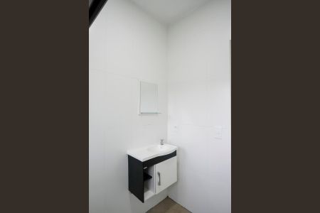 Banheiro de kitnet/studio para alugar com 1 quarto, 22m² em São José, São Caetano do Sul