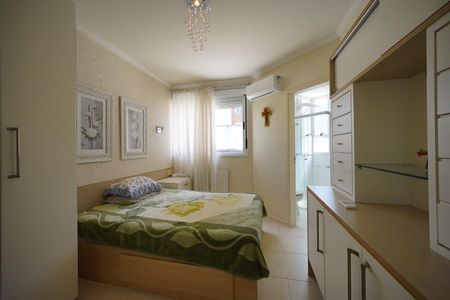 Apartamento para alugar com 192m², 3 quartos e 1 vagaSuite