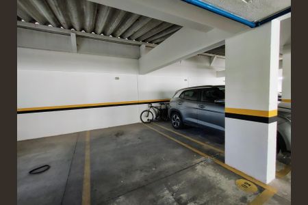 Apartamento para alugar com 192m², 3 quartos e 1 vaga Apartamento para alugar com 192m², 3 quartos e 1 vagaGaragem