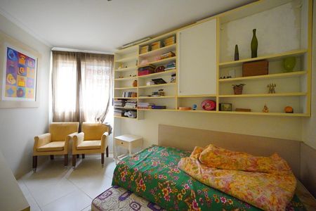 Apartamento para alugar com 192m², 3 quartos e 1 vagaQuarto 3