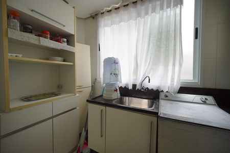 Apartamento para alugar com 192m², 3 quartos e 1 vagaCozinha e Área de Serviço