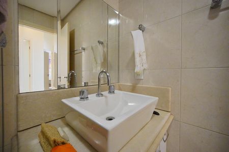 Apartamento para alugar com 192m², 3 quartos e 1 vagaBanheiro Corredor