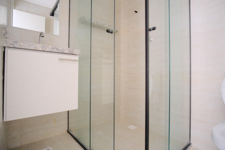 Banheiro de apartamento para alugar com 1 quarto, 30m² em Vila Carrão, São Paulo