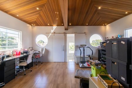 Casa para alugar com 200m², 3 quartos e 2 vagas Casa para alugar com 200m², 3 quartos e 2 vagasSotão