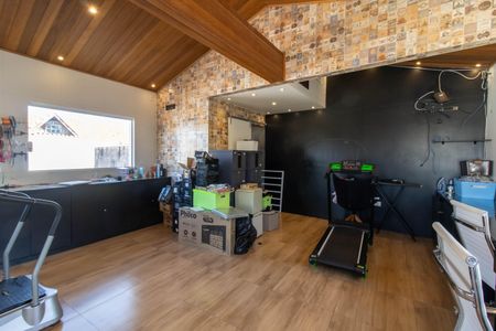 Casa para alugar com 200m², 3 quartos e 2 vagas Casa para alugar com 200m², 3 quartos e 2 vagasSotão