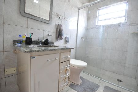 Banheiro do Quarto Suíte de casa à venda com 3 quartos, 161m² em Parque Edu Chaves, São Paulo