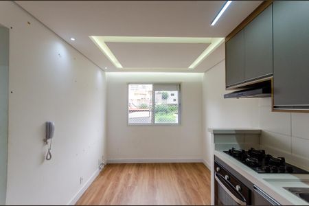 Sala de apartamento à venda com 2 quartos, 32m² em Piqueri, São Paulo