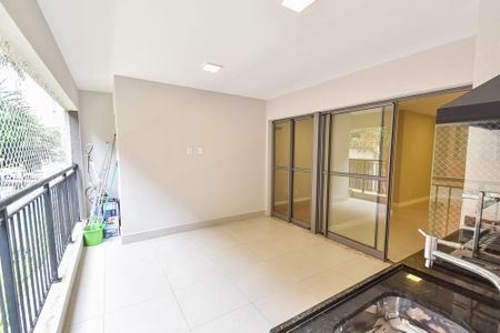 Apartamento à venda com 109m², 4 quartos e 2 vagasVaranda