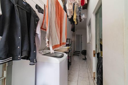 Casa à venda com 253m², 4 quartos e sem vagaÁrea de Serviço