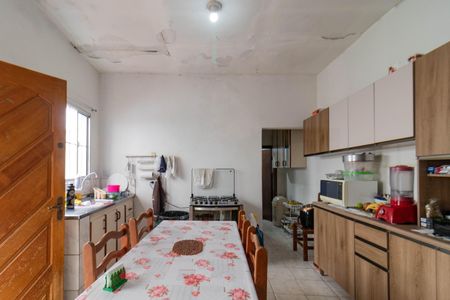 Casa à venda com 253m², 4 quartos e sem vagaCozinha