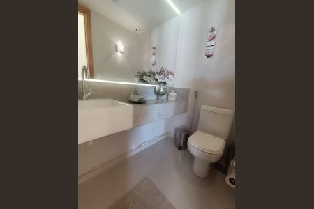 Apartamento à venda com 172m², 4 quartos e 3 vagas Apartamento à venda com 172m², 4 quartos e 3 vagasFoto 13