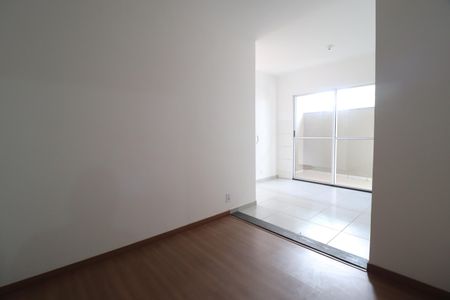 Sala de apartamento para alugar com 2 quartos, 49m² em Jardim Inconfidencia, Uberlândia