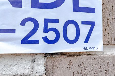 Casa de condomínio à venda com 141m², 3 quartos e 2 vagasHBJM-913