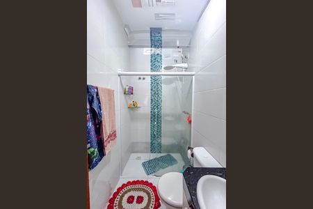 Casa de condomínio à venda com 141m², 3 quartos e 2 vagasBanheiro