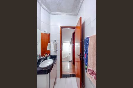 Casa de condomínio à venda com 141m², 3 quartos e 2 vagasBanheiro