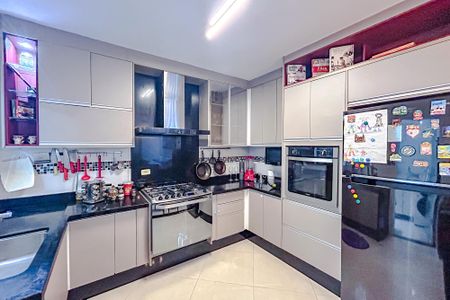 Casa de condomínio à venda com 141m², 3 quartos e 2 vagasCozinha