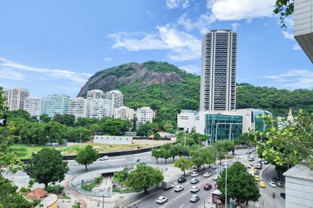 Apartamento à venda com 106m², 3 quartos e 2 vagasVista 