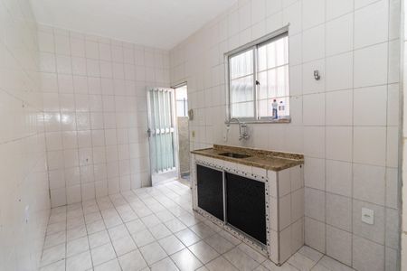 Casa de condomínio para alugar com 74m², 2 quartos e 1 vagaCozinha