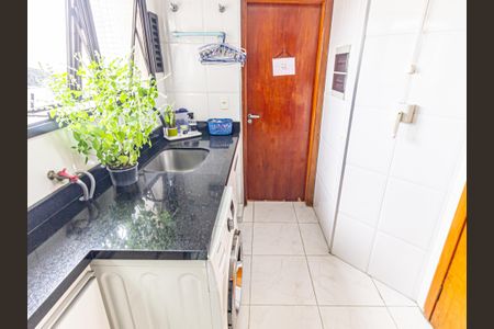 Apartamento à venda com 125m², 3 quartos e 2 vagas Apartamento à venda com 125m², 3 quartos e 2 vagasÁrea de Serviço