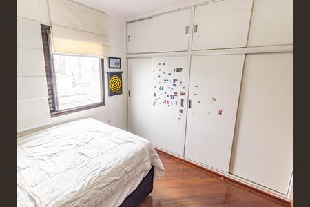 Apartamento à venda com 125m², 3 quartos e 2 vagas Apartamento à venda com 125m², 3 quartos e 2 vagasQuarto 1
