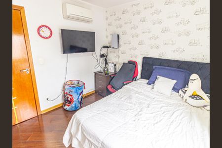 Apartamento à venda com 125m², 3 quartos e 2 vagas Apartamento à venda com 125m², 3 quartos e 2 vagasQuarto 1